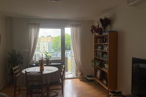 Möblerad 2:a med balkong – Studentlyckan