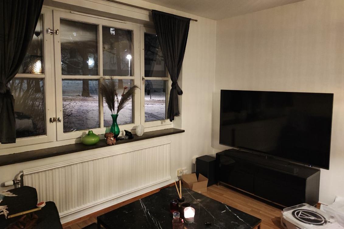 Charmig och välplanerad 1:a i Hässelby