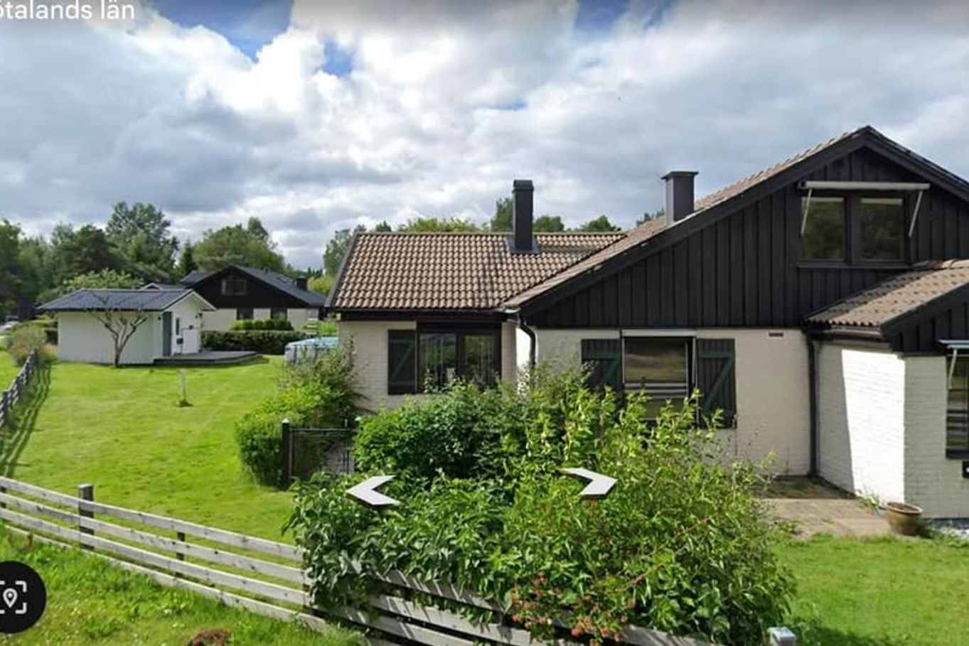 Familjevilla i Viskafors med bastu & gäststuga