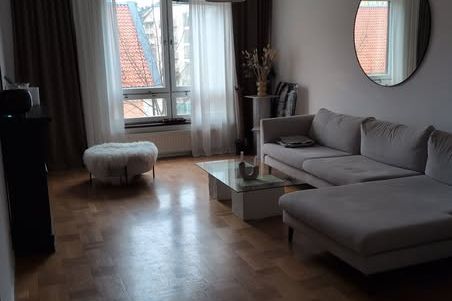 2:a på Södermalm med balkong uthyres!