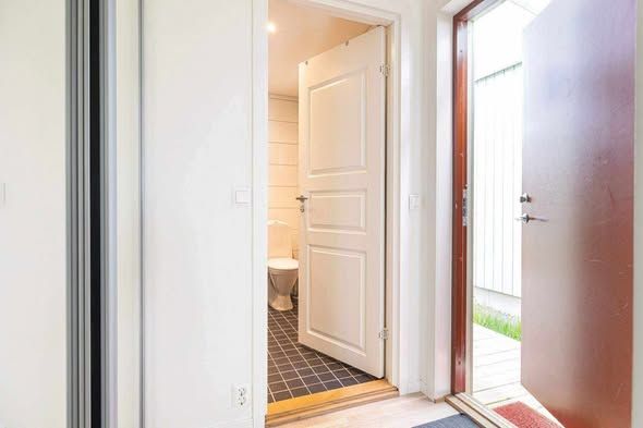 2:a i Upplands Väsby – 10 000 kr
