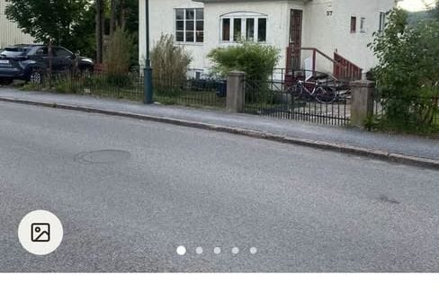 3 rok uthyres på Norrmalm – egen ingång