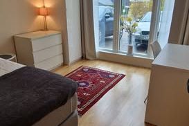 Tryggt boende för tjejer i Huddinge