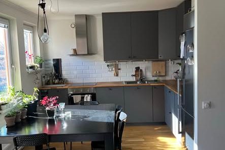 Möblerad 1,5:a med balkong i Saltsjö-Boo