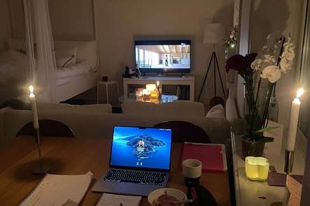 Möblerad studentetta vid Värnhem