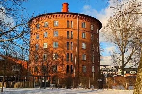 Rymlig 2:a i Kirseberg med utsikt