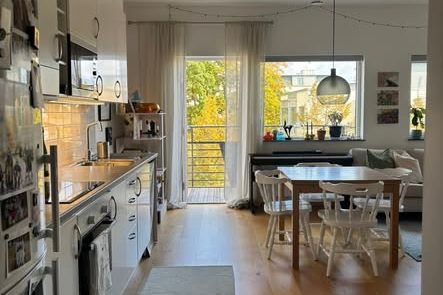 Modern etta med balkong nära Lund C