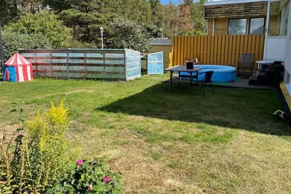 Furnished Room in Peaceful Bollstanäs, All-Inclusive