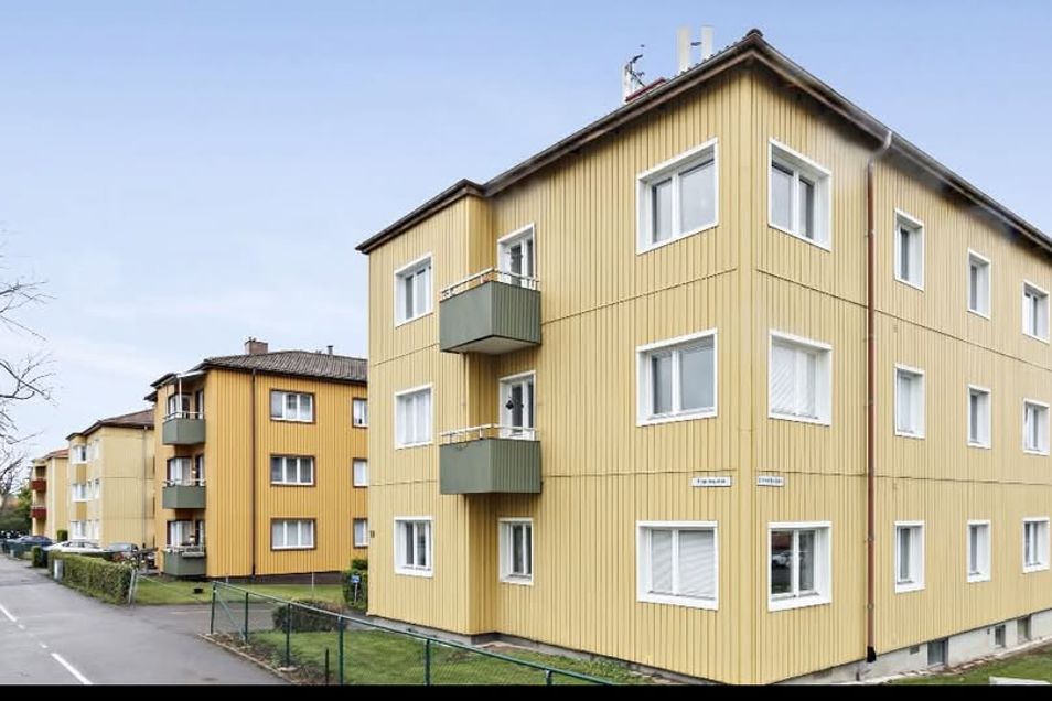 Ljus 3:a med balkong vid Vasaparken