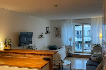 Möblerad 1:a i Luthagen m parkering