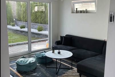 Modernt attefallshus i Trångsund, 40 kvm