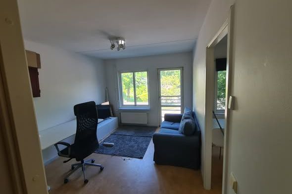 1:a i T1, 33 kvm & fransk balkong