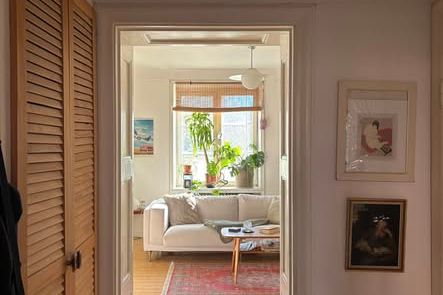 Somrig 2,5a vid Möllan med gård