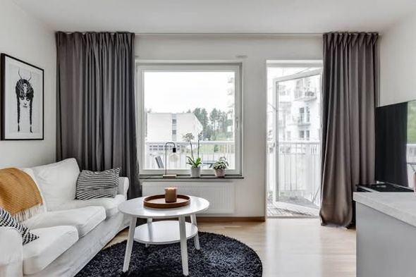 Möblerad 2:a i Mariehem sommar