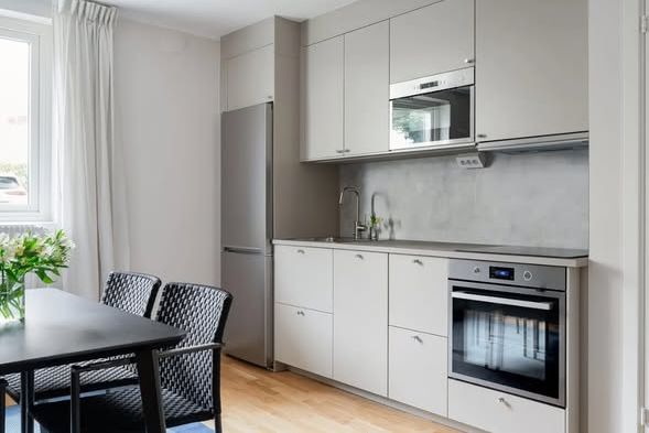 Nyrenoverad möblerad 3:a i Karlstad