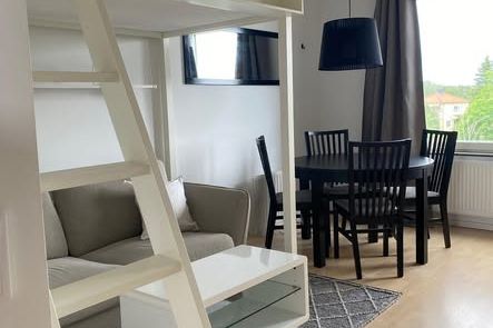 Möblerad etta i centrala Knivsta