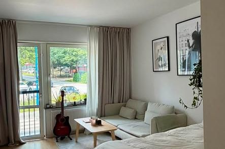 Modern etta med pendlarläge i Knivsta