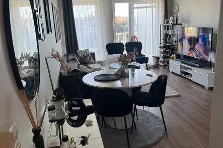 Rum i Jordbro C, nära tåg & allt inkl.