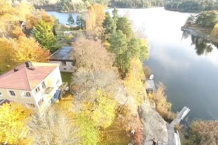 Studentrum vid sjön i Huddinge