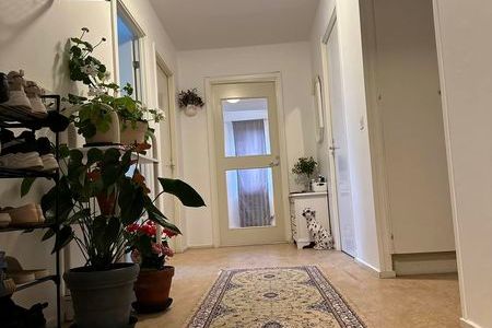 Rum uthyres i Akalla – Nära T-bana, allt ingår