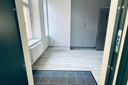 Citynära 2:a med balkong i Örebro
