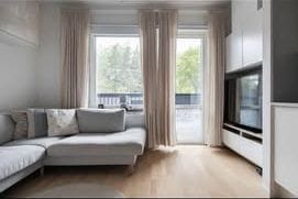 Modern möblerad lägenhet i Knivsta