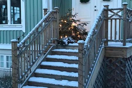 Möblerad 1,5:a i villa nära Edsviken