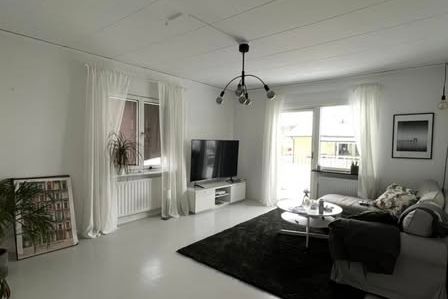 2:a med balkong i söderläge, Bellevue