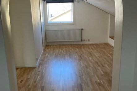 Renoverad 1 rok vindslägenhet Lamberget