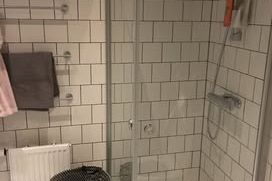 Smart etta med loftmöjlighet i Knivsta
