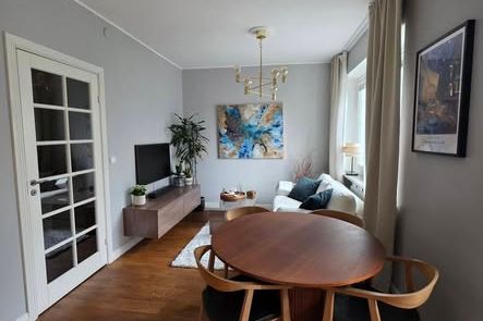 Möblerad 2:a i centrala Sundbyberg