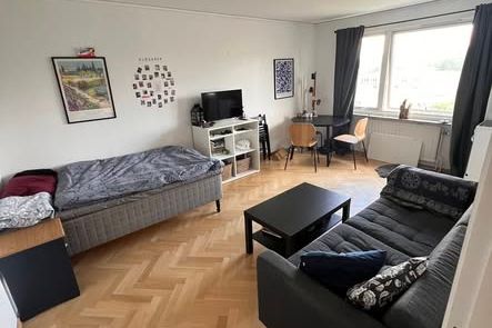 Möblerad etta i centrala Trollhättan