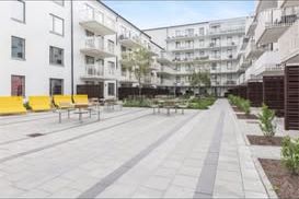 Fräsch 2:a i Jakobsberg nära centrum