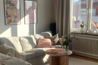 Fräsch 1:a centralt vid högskolan – Halmstad