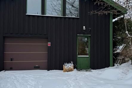 2:a i Kullavik nära hav & buss