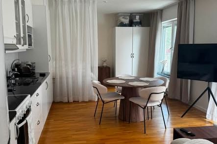 Möblerad 1 rok m balkong – Örebro