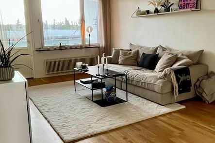 Nyrenoverad 2:a med balkong Östersund