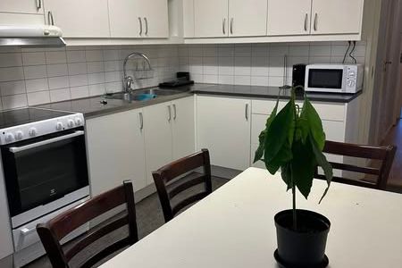 Charmigt 2-rumshus i Upplands Väsby