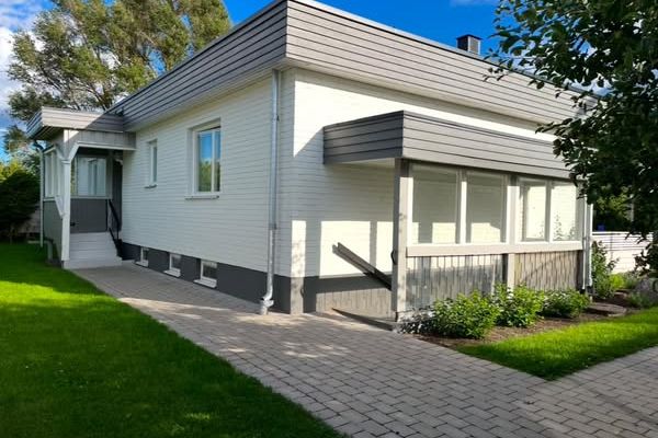 Nyrenoverad 1:a i Gamla Uppsala nära naturen