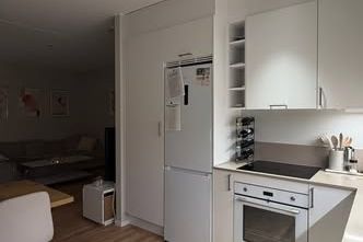 Modern 2:a med balkong på Klostergatan