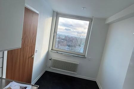 Omöblerad 1:a i Nydala med hiss, 5800:-
