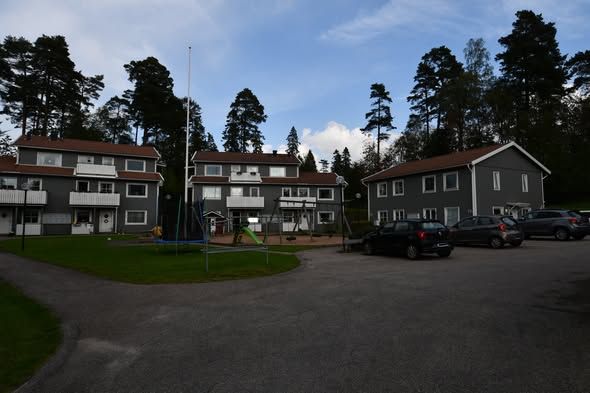 Ljus 3:a med balkong och uteplats