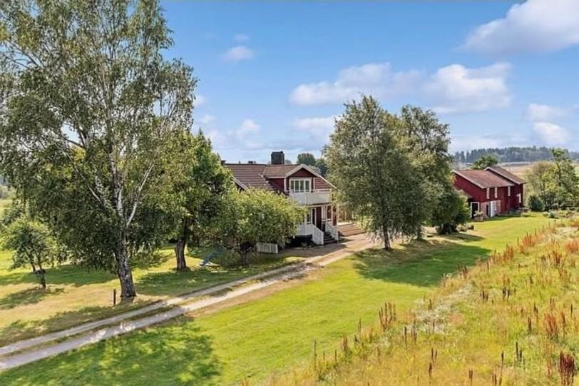 Hästgård 35 min från Göteborg uthyres