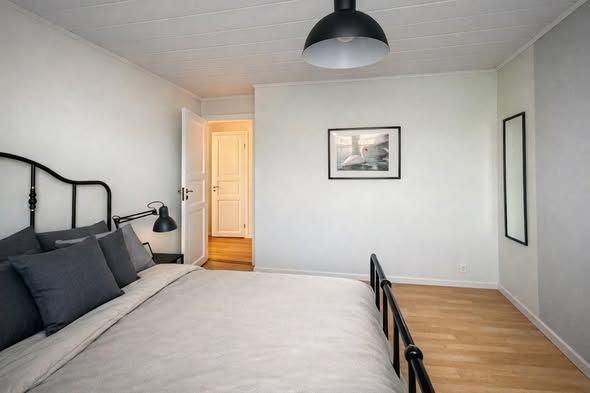 Rymlig 2:a i Lammhult nära natur och tåg