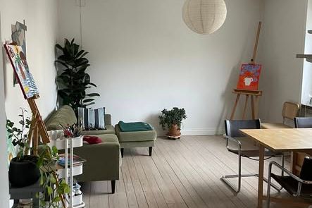 Charmig 2:a nära Möllan, möblerad