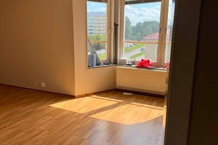 Rymlig etta 40 kvm i Norr, Eskilstuna