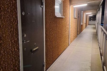 Familjevänlig 2:a i Husby nära T-bana