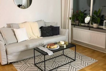 Möblerad 1:a med balkong & parkering