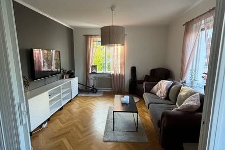 2:a i villaområde nära centrala Örebro