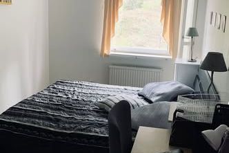 Möblerat rum i radhus nära Kista C